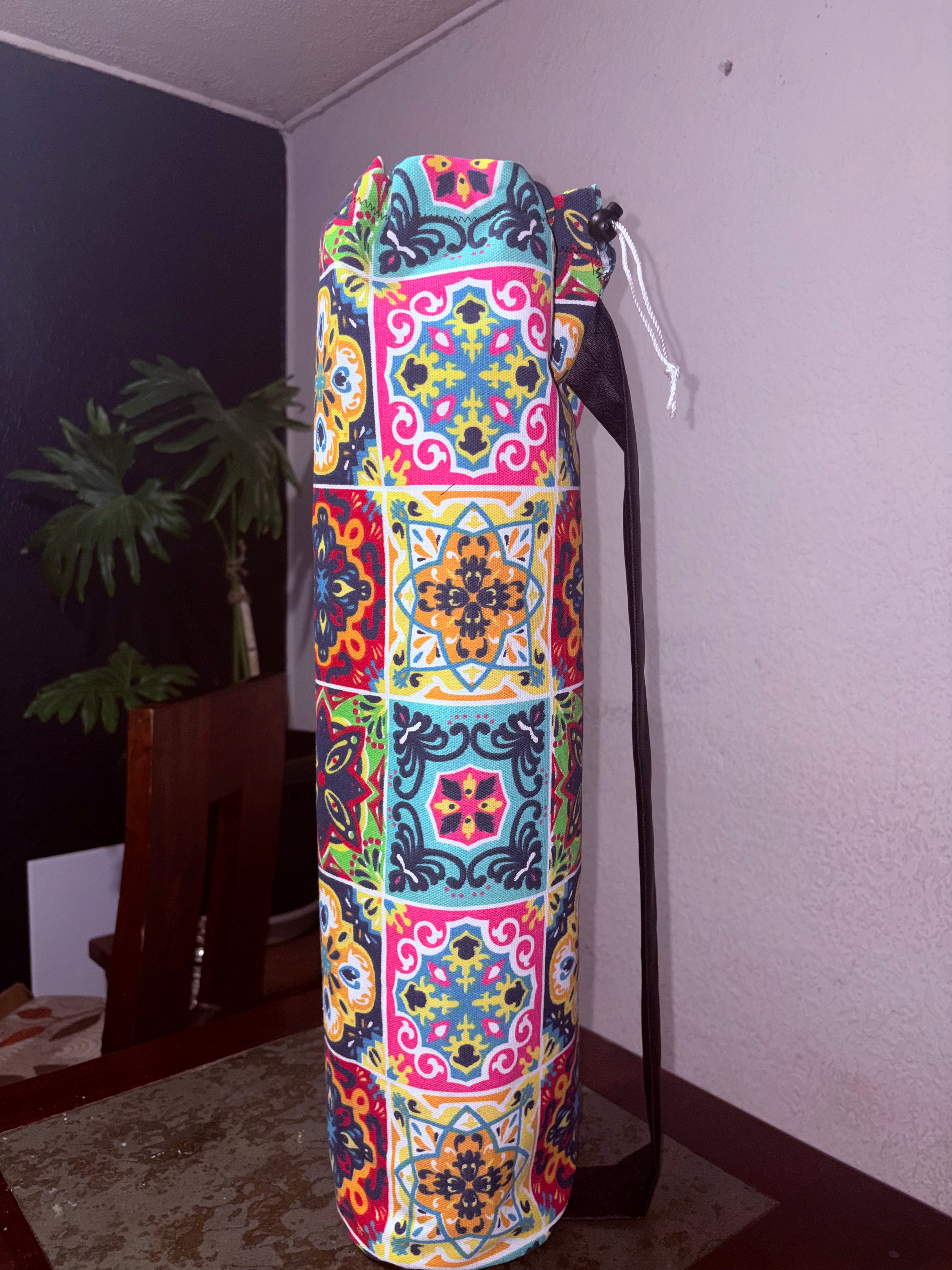 Bolso artesanal para yoga PortMat Colección Prisma - diseño exclusivo hecho en Chile por Taller Küyen